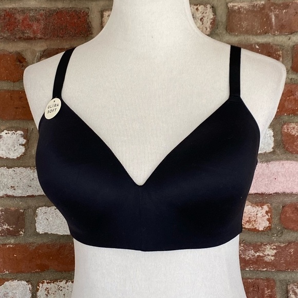 b.tempt'd by Wacoal Future Foundation Wire Free Contour Bra
956281 Size 40C - Picture 2 of 11